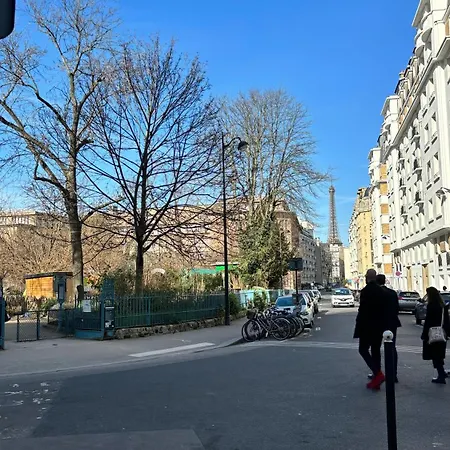 Cozy Parisian Getaway Παρίσι